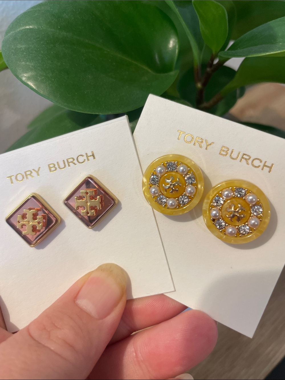 TORY BURCH SET OF 2 earrings